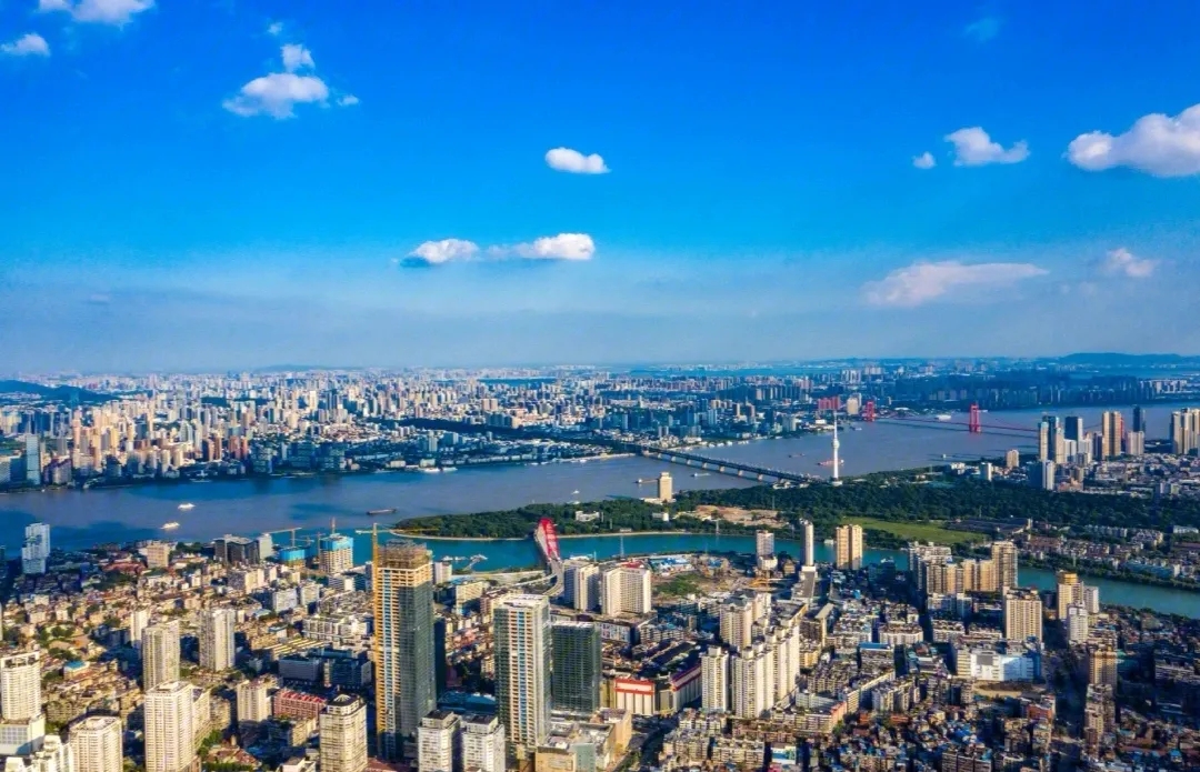 武漢航拍圖帶給武漢空中視野的展