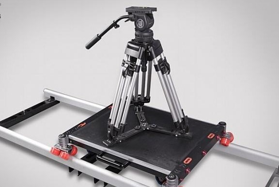 進(jìn)口影視軌道拍攝車